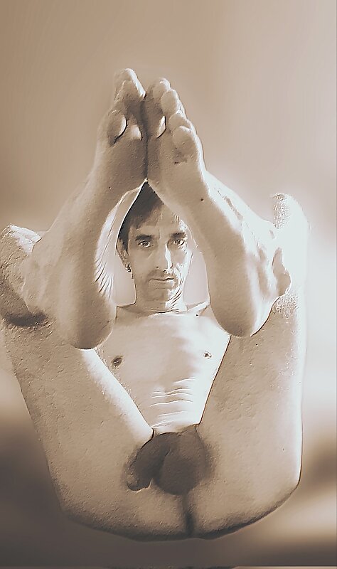 Next Image >>