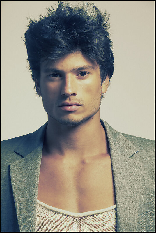 Next Image >>