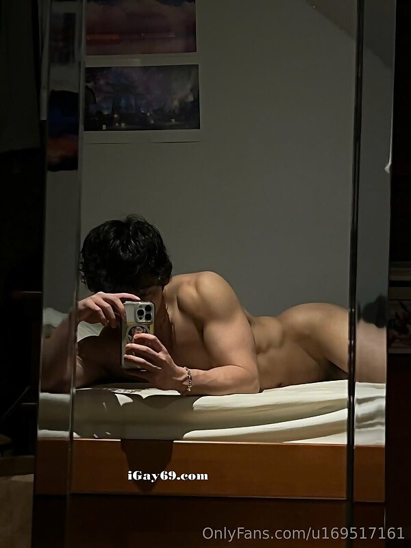 Next Image >>