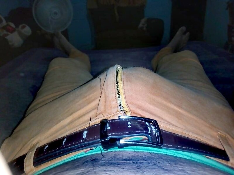 Next Image >>