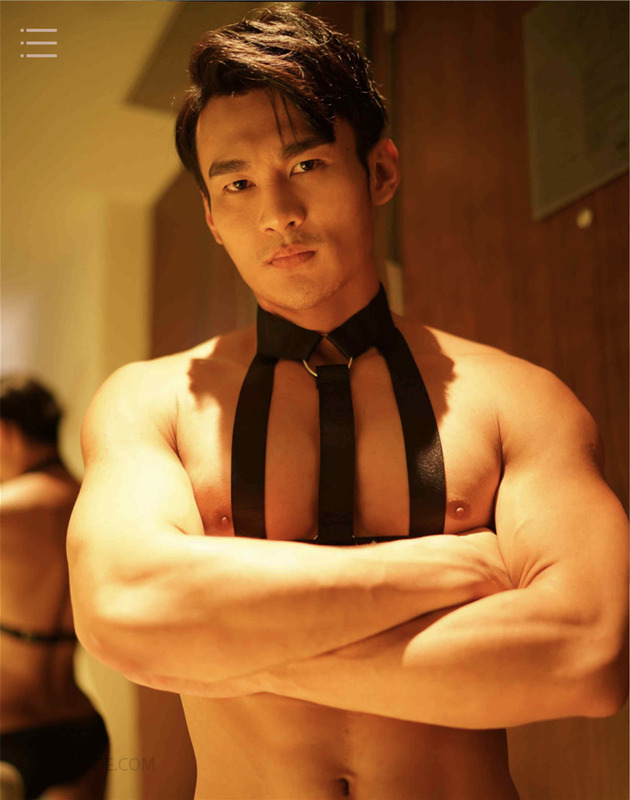 Next Image >>