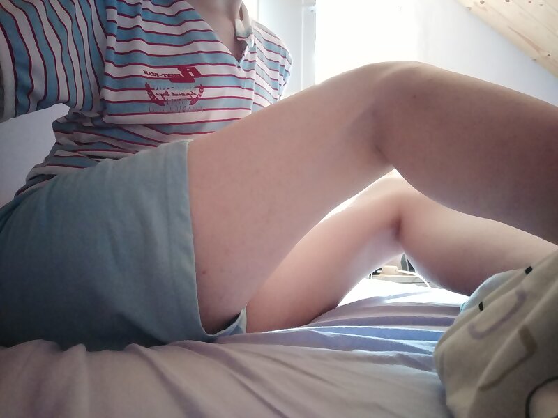Next Image >>