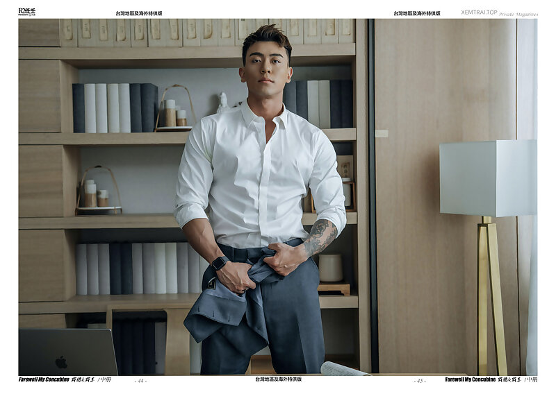 Next Image >>