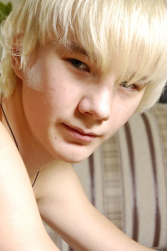 Next Image >>