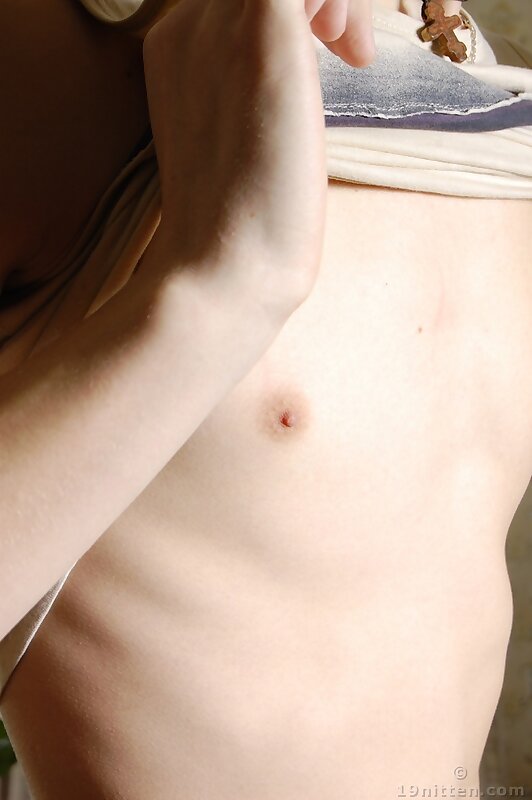 Next Image >>