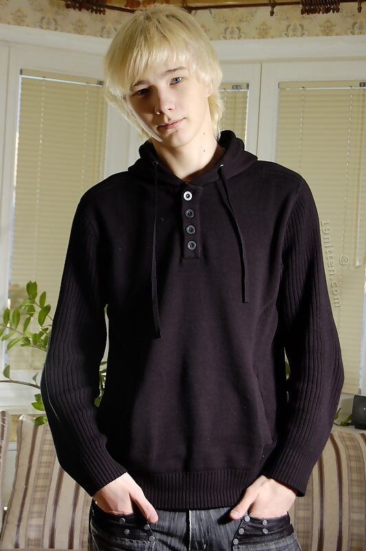 Next Image >>