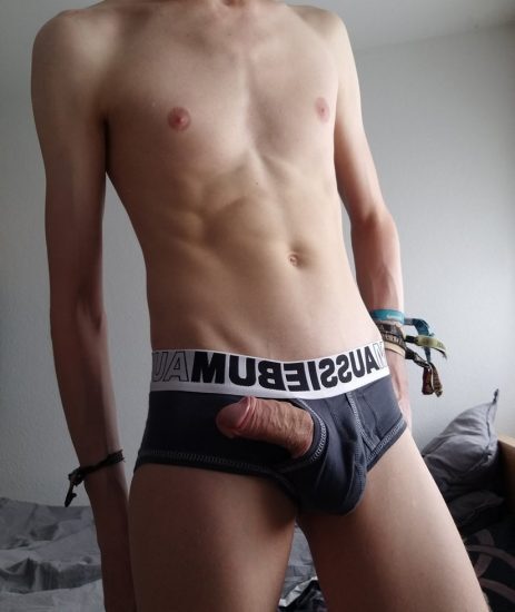 Next Image >>