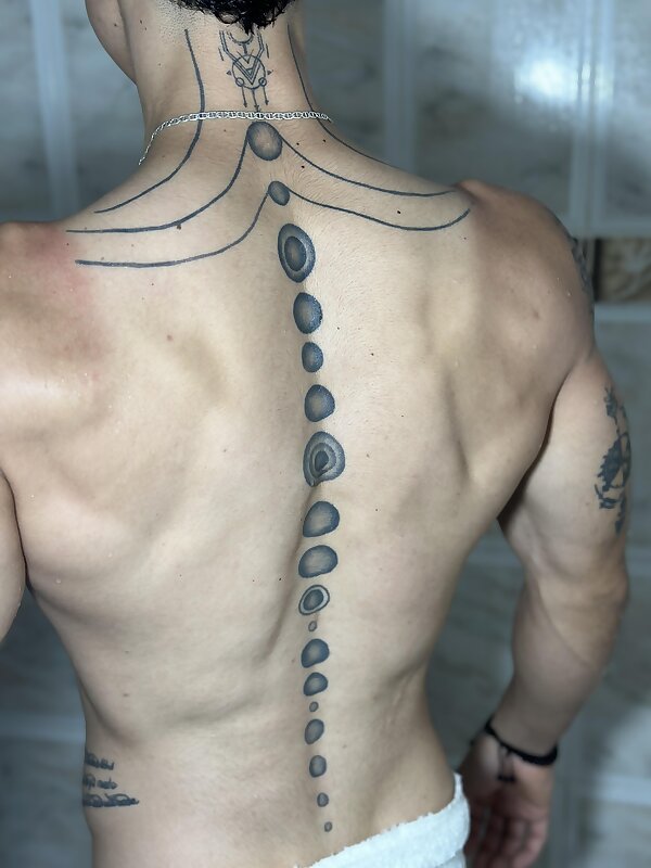 Next Image >>