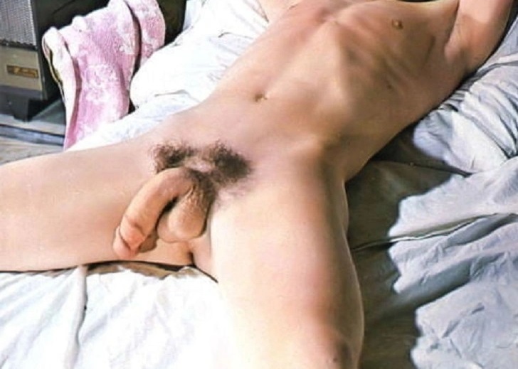 Next Image >>