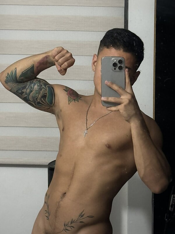 Next Image >>