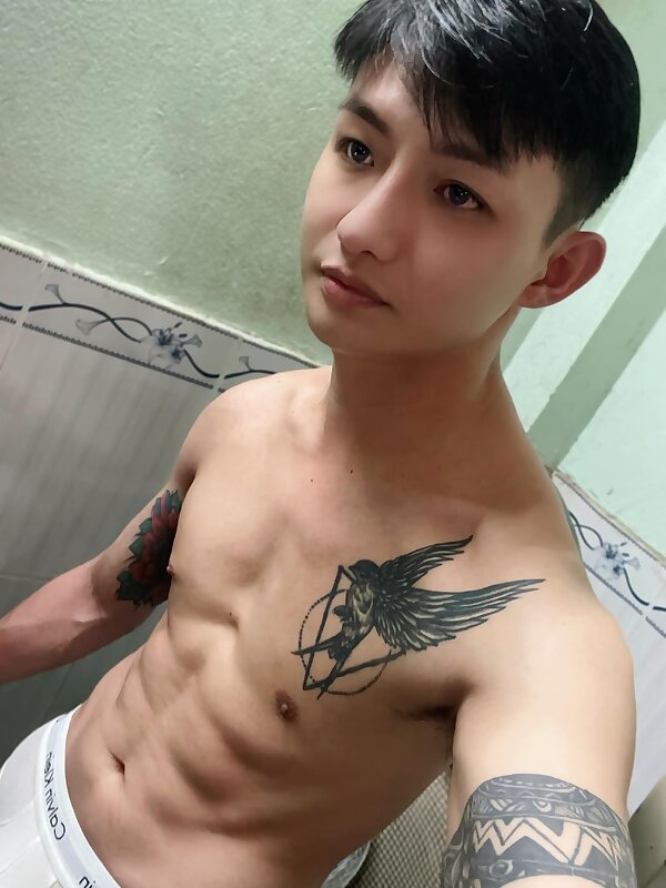Next Image >>