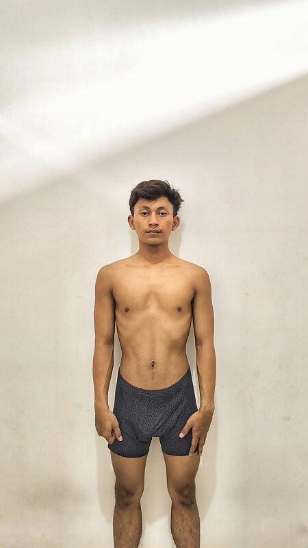 Next Image >>