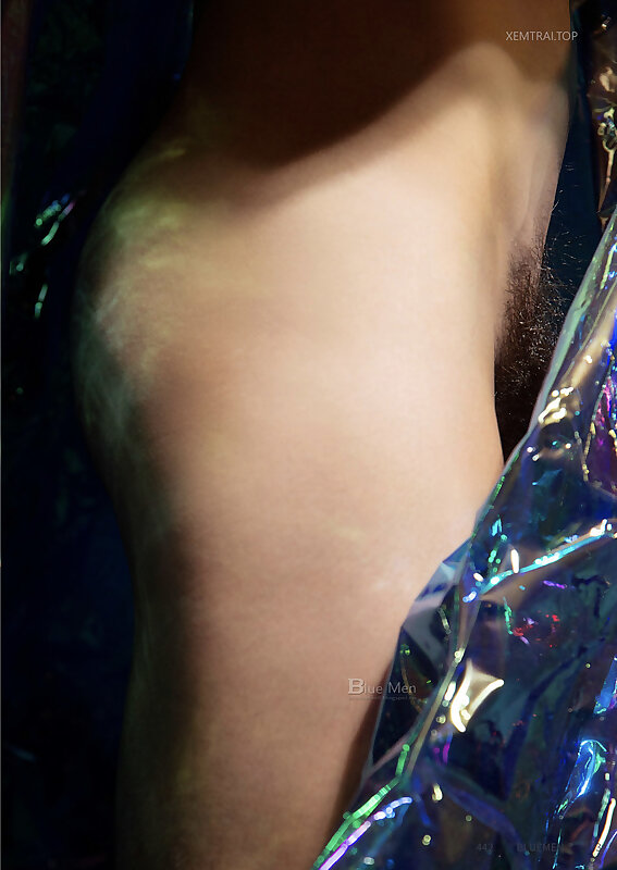 Next Image >>