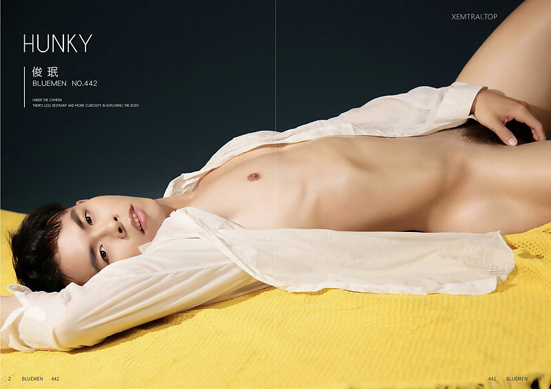 Next Image >>