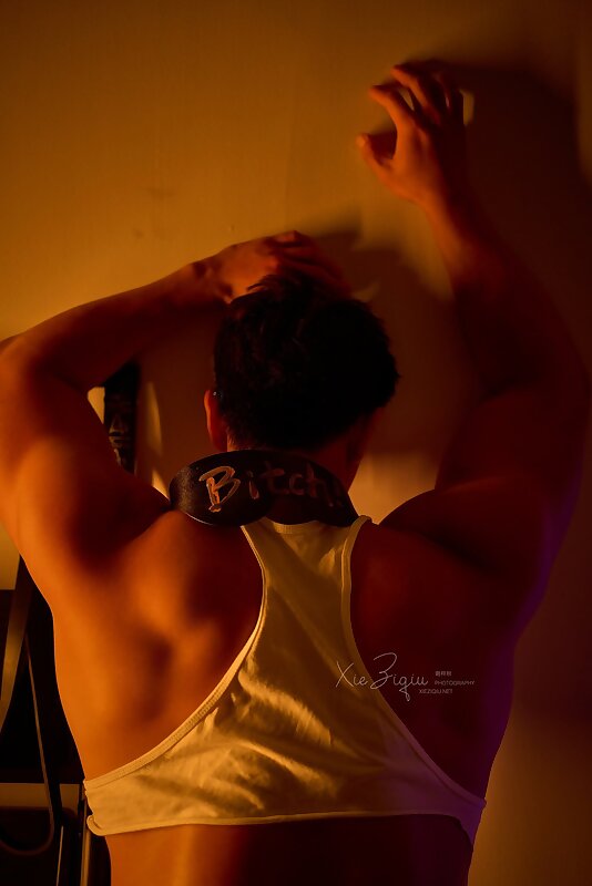 Next Image >>