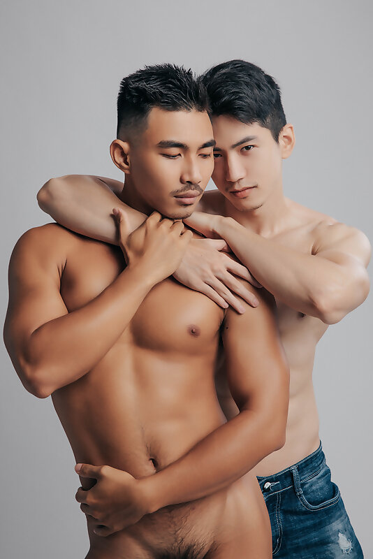 Next Image >>