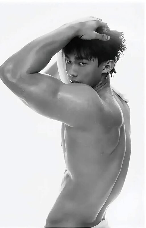 Next Image >>