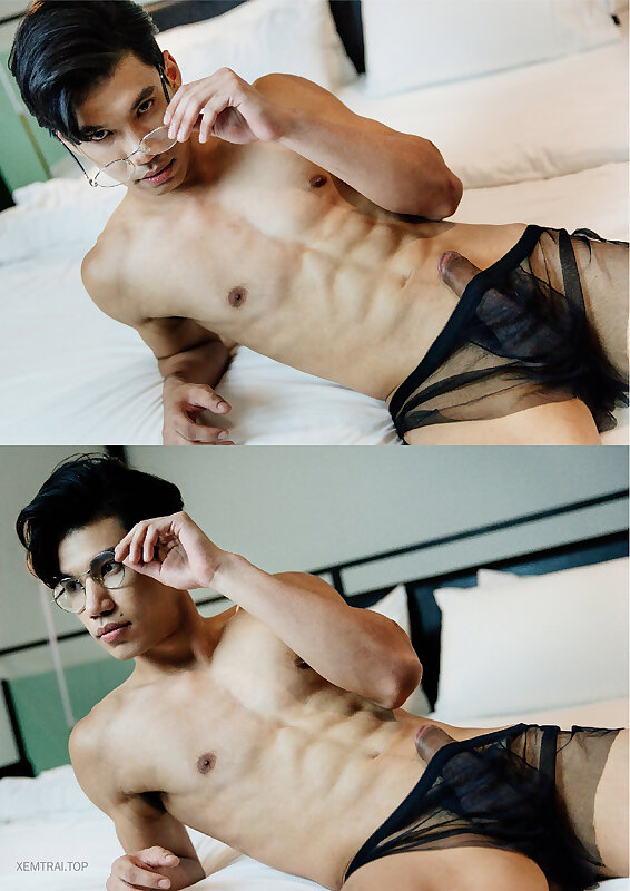 Next Image >>