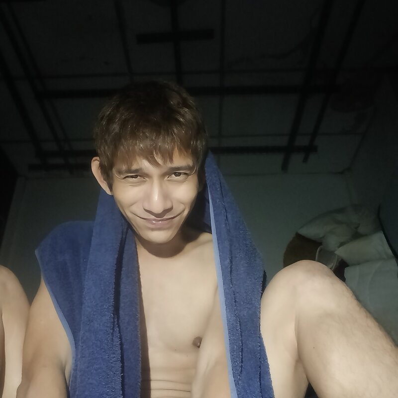Next Image >>