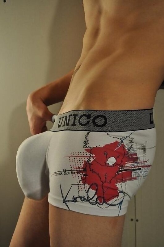 Next Image >>
