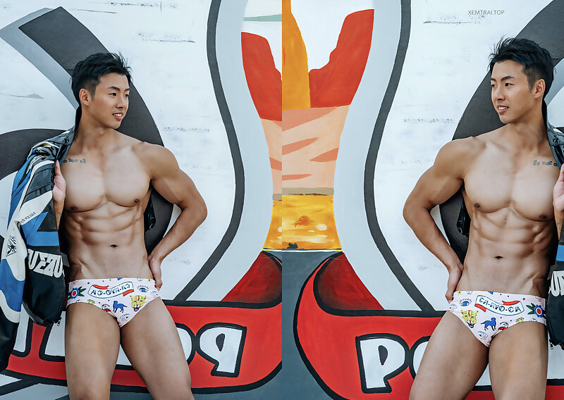 Next Image >>