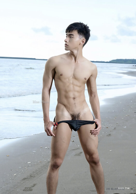 Next Image >>