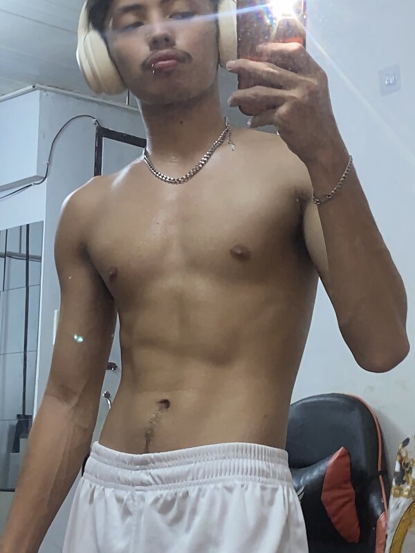 Next Image >>