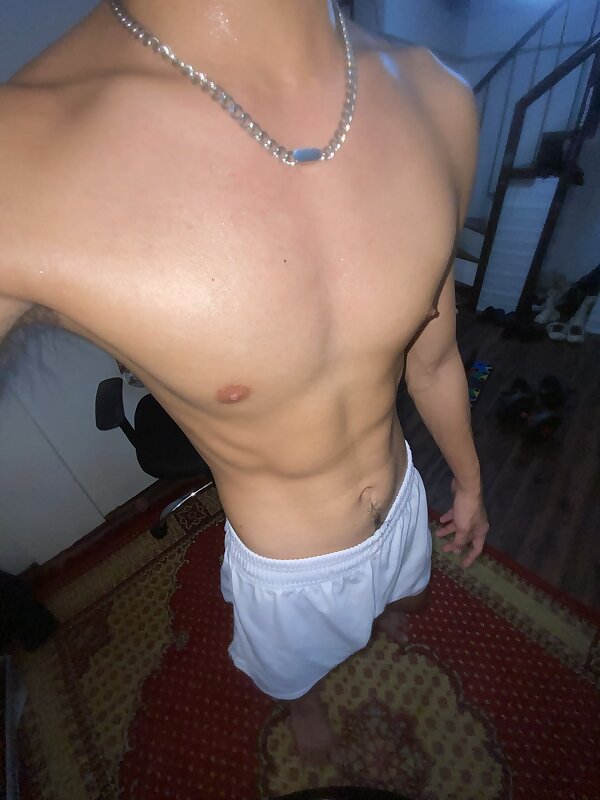 Next Image >>