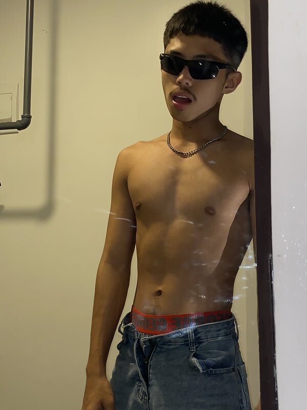 Next Image >>