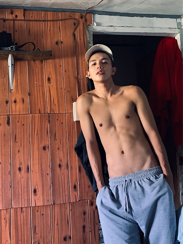 Next Image >>