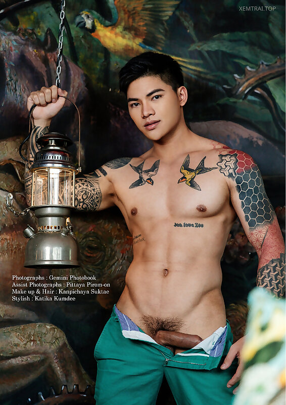 Next Image >>