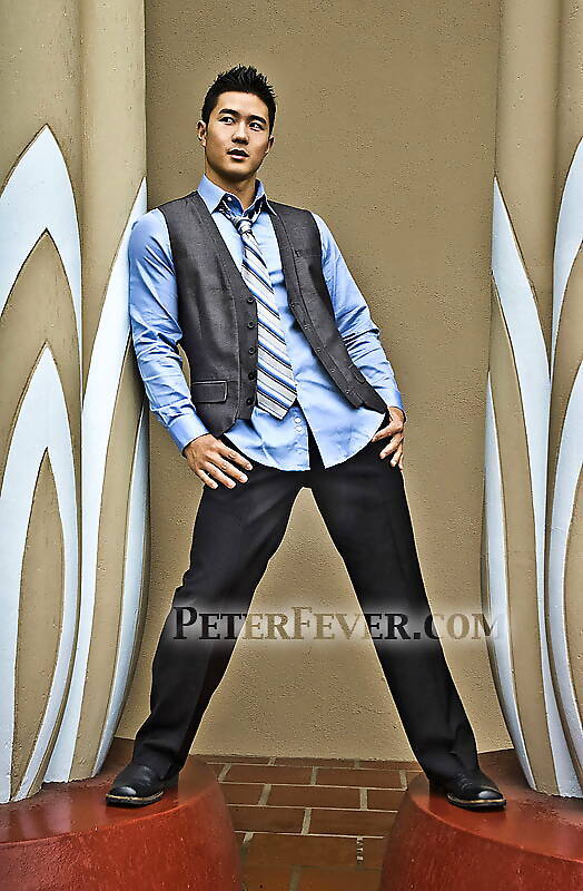 Next Image >>