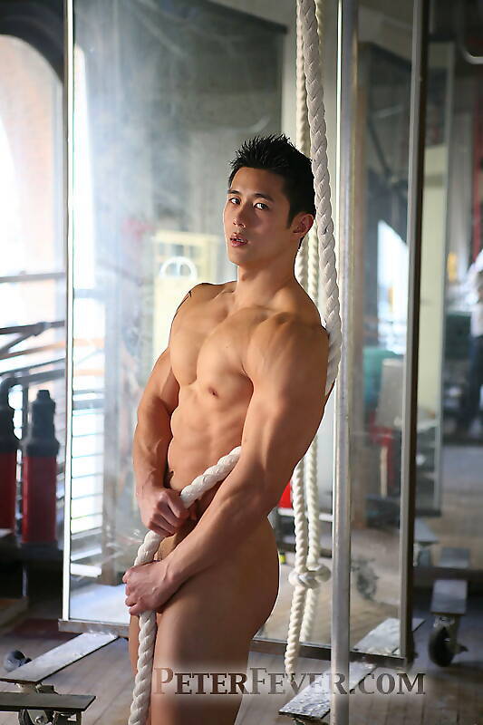 Next Image >>