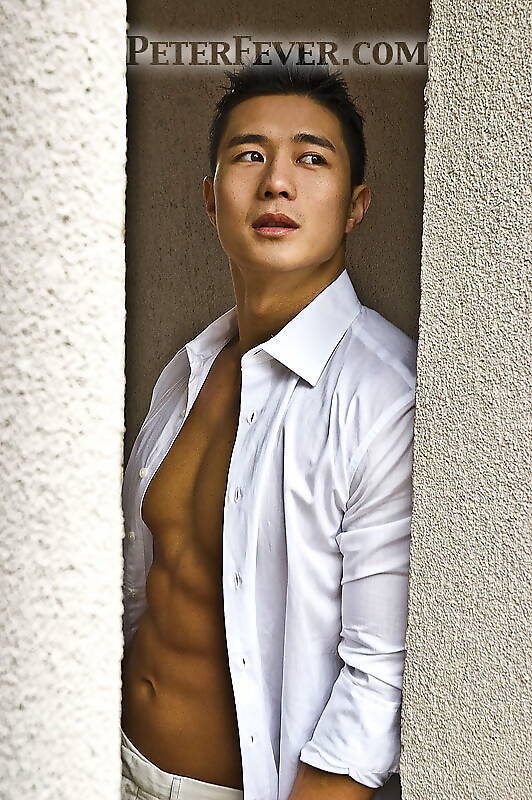 Next Image >>