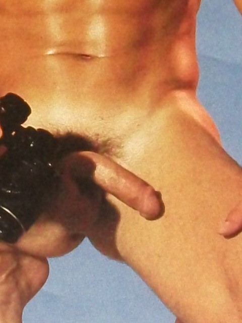 Next Image >>