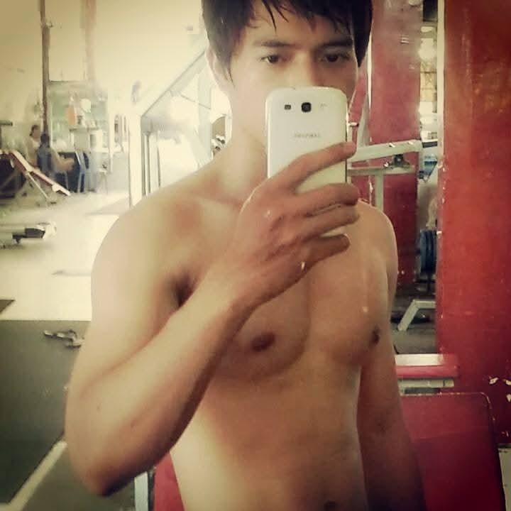 Next Image >>