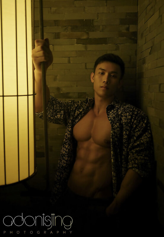 Next Image >>