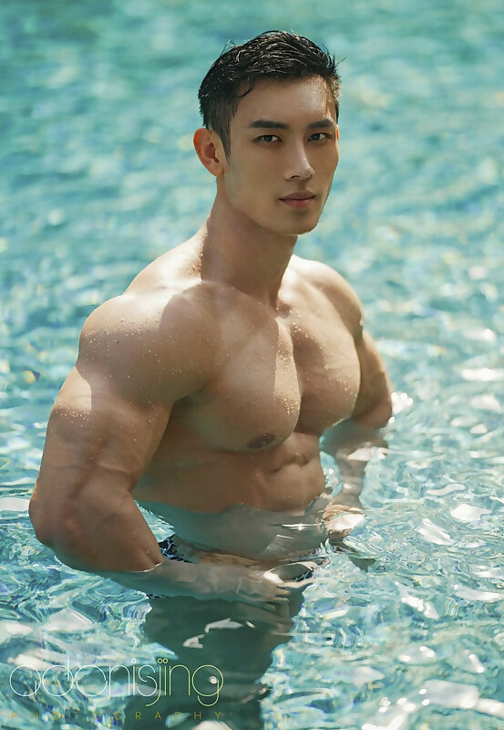 Next Image >>