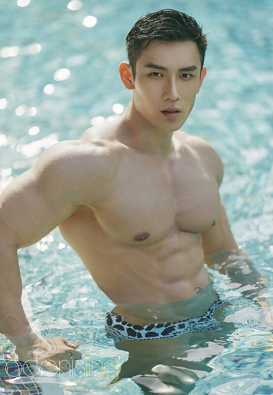 Next Image >>