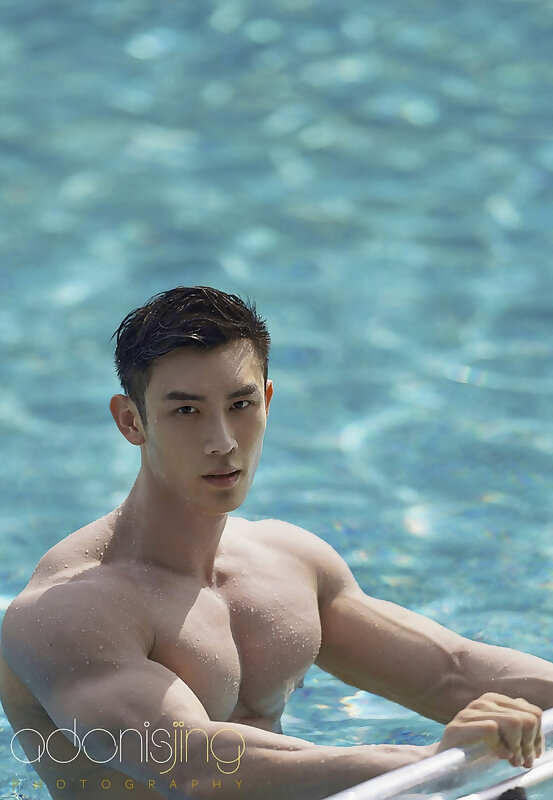 Next Image >>