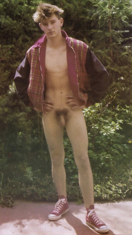 Next Image >>