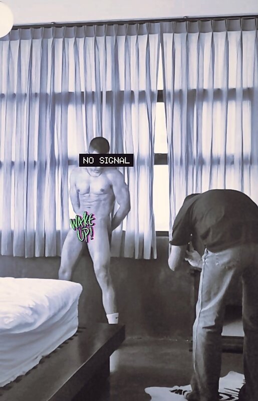Next Image >>