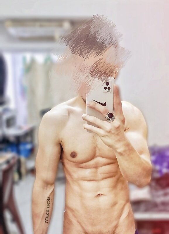 Next Image >>