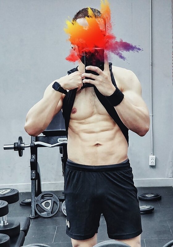 Next Image >>