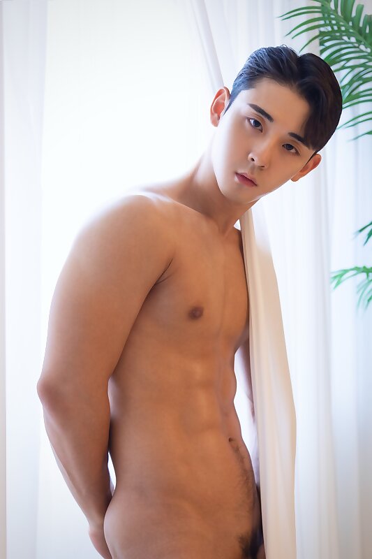Next Image >>