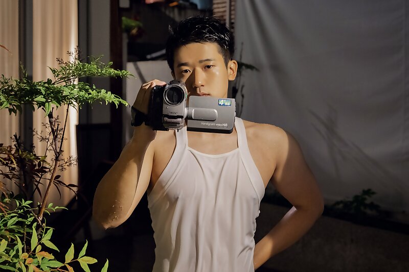 Next Image >>