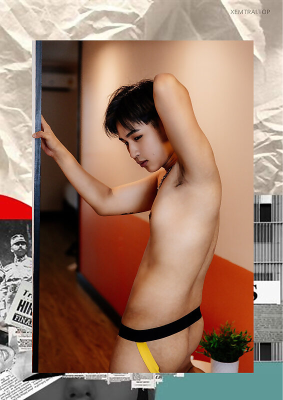 Next Image >>