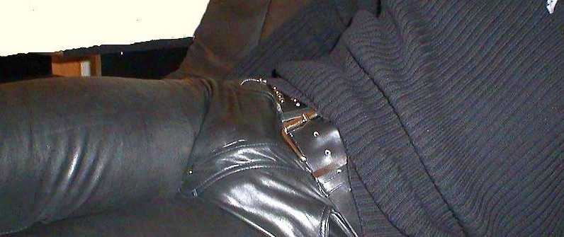 Next Image >>