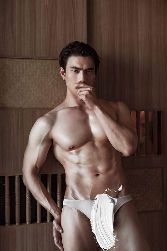 Next Image >>