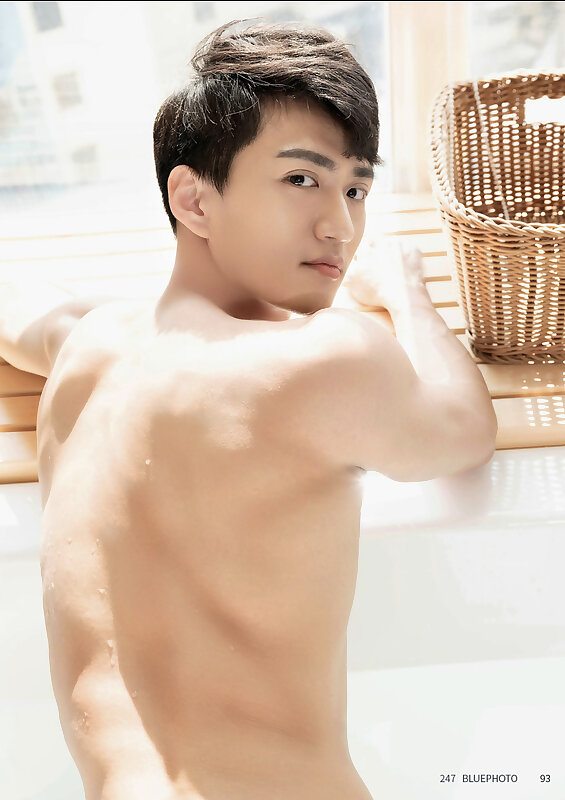 Next Image >>